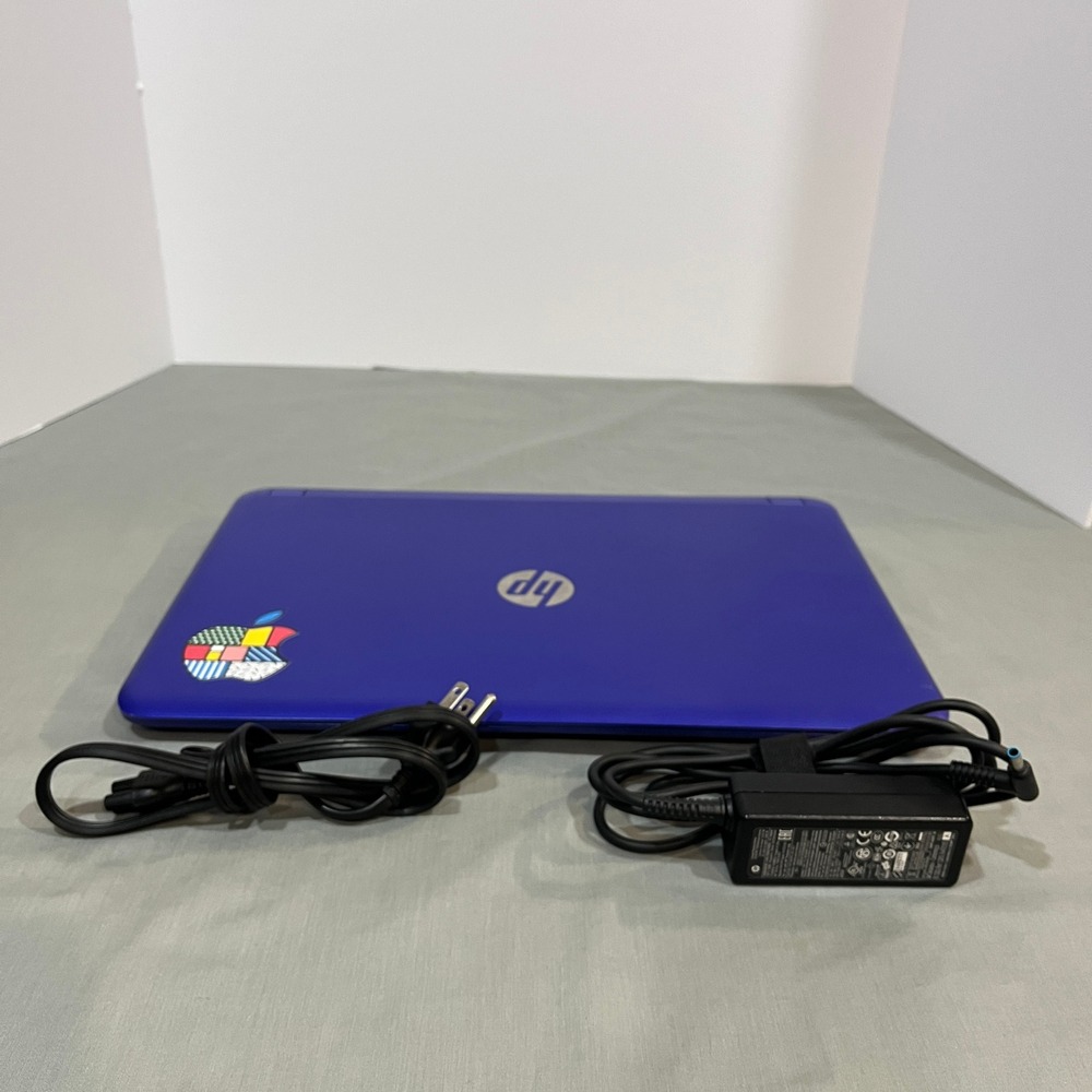 HP Pavilion Notebook Laptop 15" 8GB RAM Windows 10 *Not Working Parts Only*